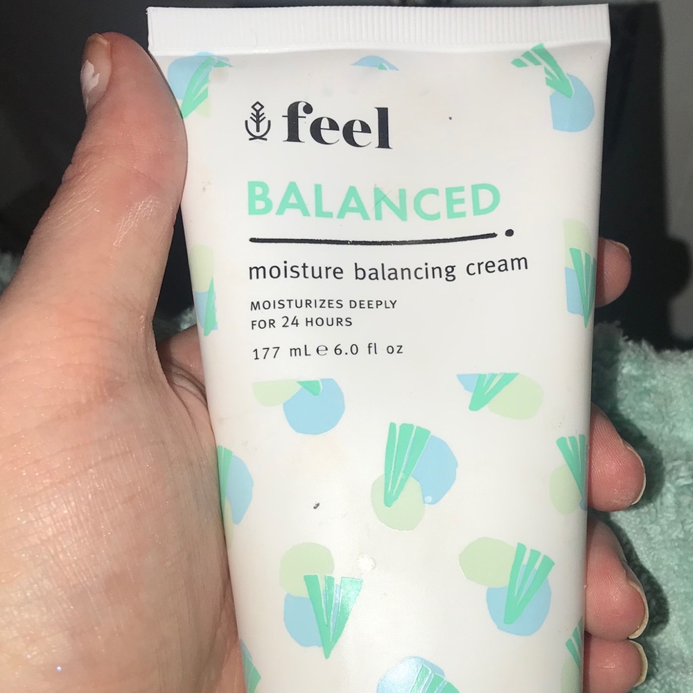 Feel balanced moisture balancing cream